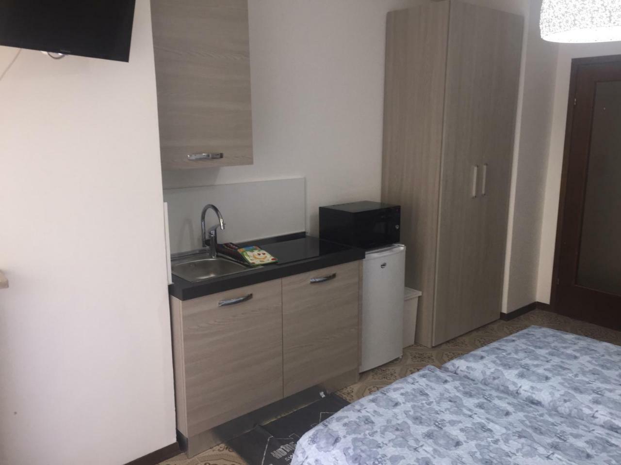 Room Verona Holidays ภายนอก รูปภาพ