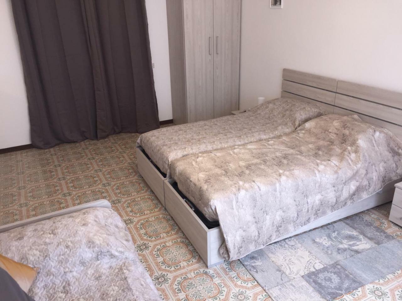 Room Verona Holidays ภายนอก รูปภาพ